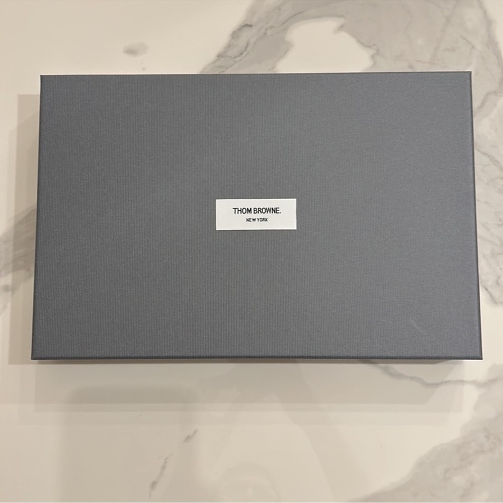 Thom Browne Gift Set - Picture 2 of 5